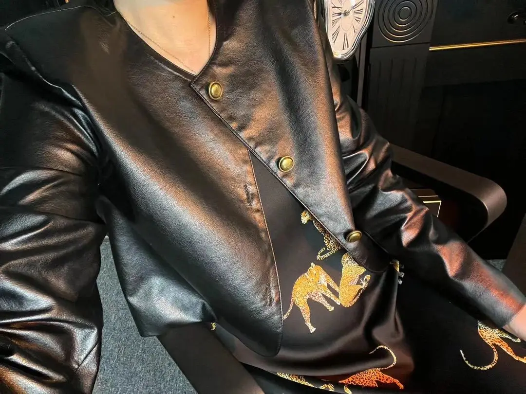 YUY (кожаная куртка на пуговицах) Куртка 2024 новый темперамент Интернет свет