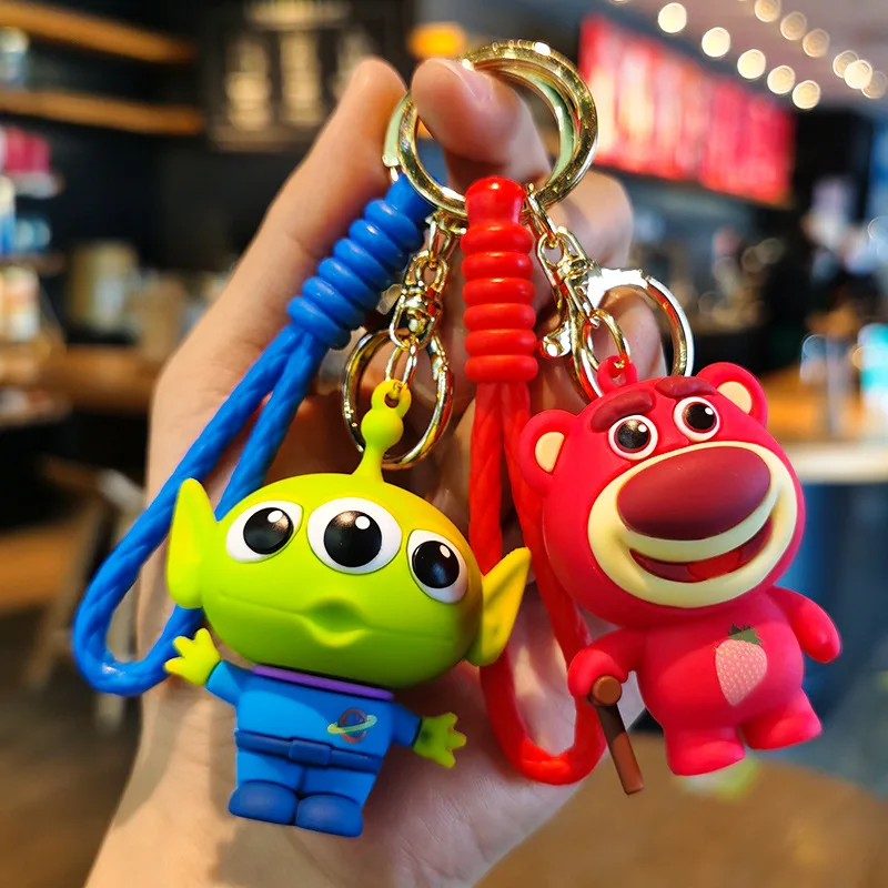 

Disney Alien Cartoon Keychain Buzz Lightyear Anime Figure Three-Eyed Boy Cute Doll Bag Pendant Car Keyring Toy Birthday Gifts