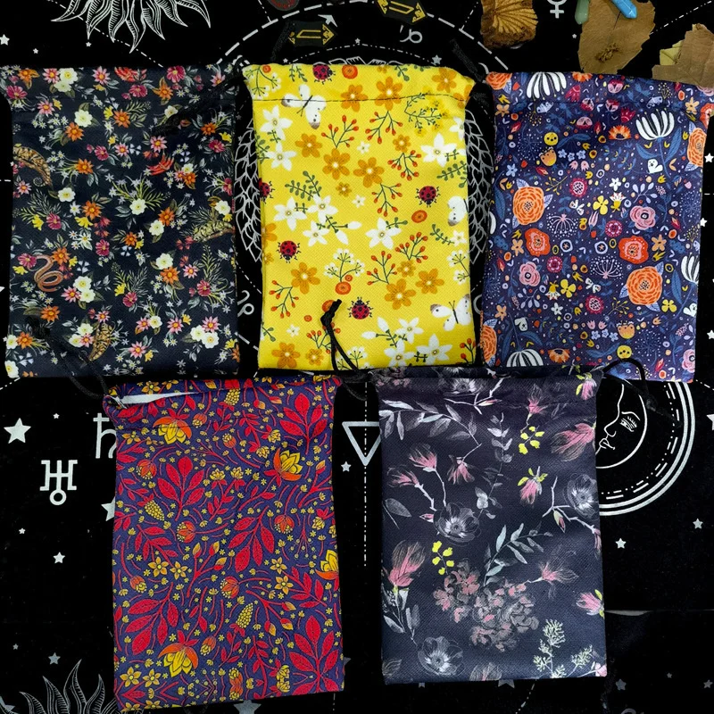 

2023 New Tarot Card Storage Bag 13x18cm Composite Velvet Flower Model Gift Crystal Small Object Storage Gift Bag