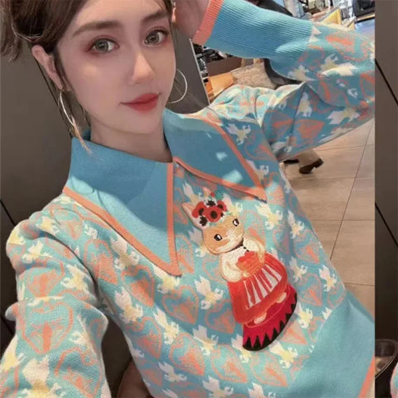 Вязаный свитер с кукольным воротником и длинными рукавами для женщин