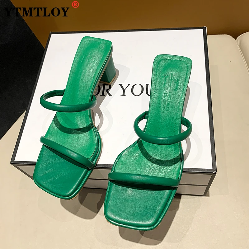 

Женские шлепанцы на высоком квадратном каблуке, сандалии-гладиаторы с узкими ремешками и квадратным носком, пляжные шлепанцы, лето 2022