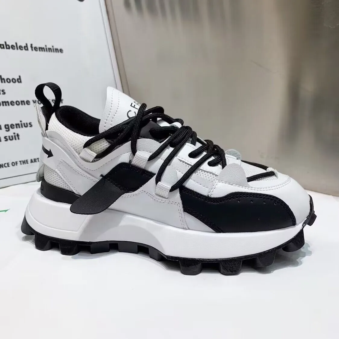 Spring Women Sneakers Soft Platform Shoes 2023 Lightweight Outdoor Sports Shoes Breathable Running Shoes Mesh Casual Shoes