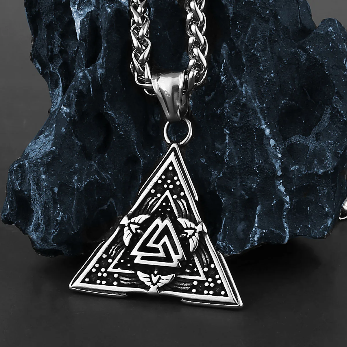 

HNSP 316L Stainless Steel Viking Rune Triangle Pendant Chain Necklace For Men Male Jewelry Accessory