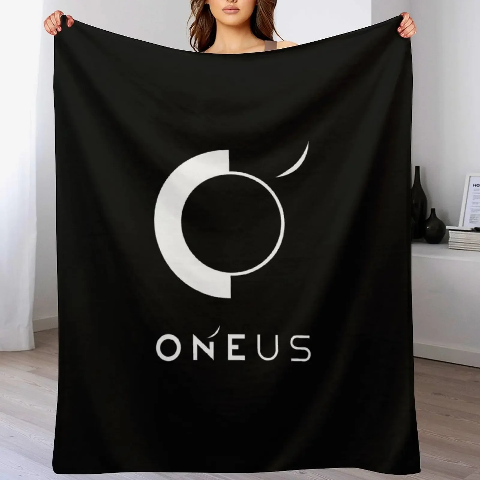 Классическая футболка KPOP BOY GROUP ONEUS LIGHT США одеяло для пикника забавный подарок