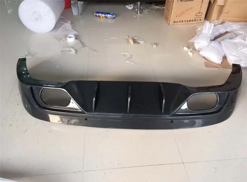 Диффузор для заднего багажника из настоящего углеродного волокна разветвитель