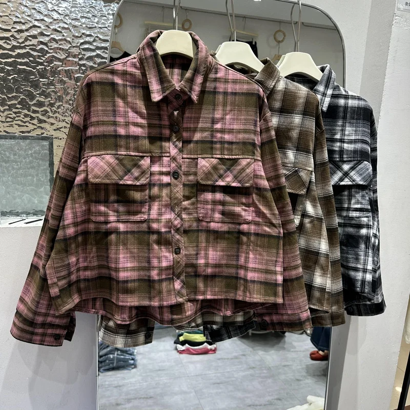 Осенние новые однобортные рубашки в клетку с двумя карманами контрастного цвета