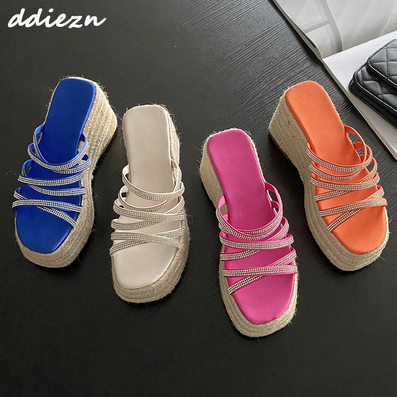 

2023 New In Fashion Weave Ladies Wedges Shoes Rhinestones Luxury Women Pumps Sandals Slippers Outdoor Casual Female Slides