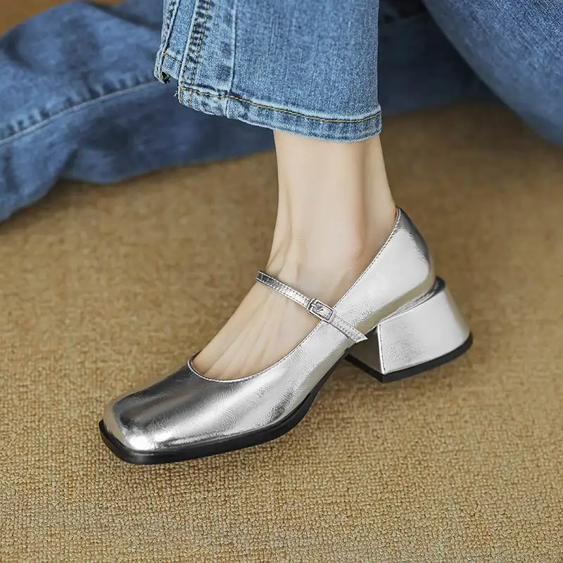 Женские туфли-лодочки из коровьей кожи на квадратном каблуке