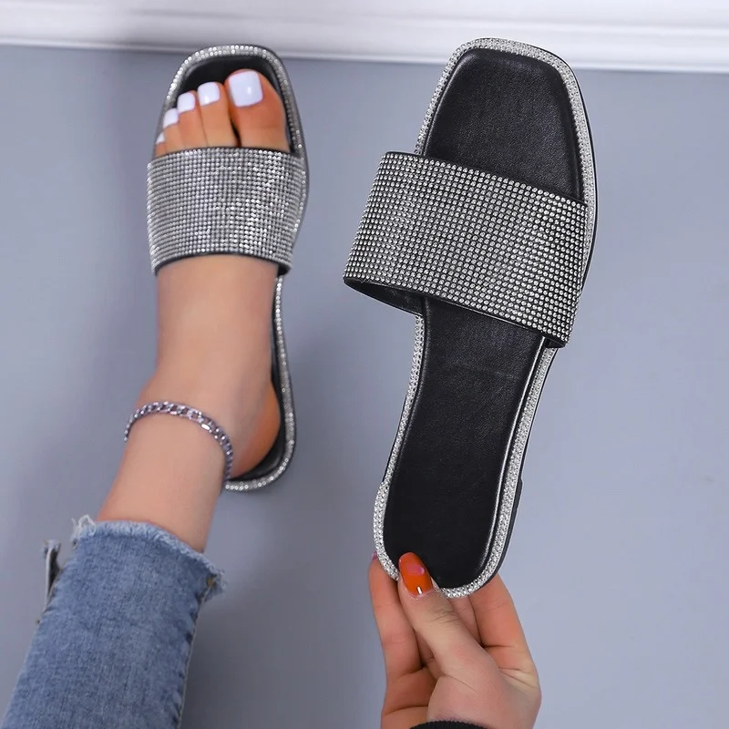 

Сандалии женские на нескользящей подошве, повседневные модные блестящие шлепанцы, плоская подошва, уличные пляжные тапочки, большие размеры, лето 2023