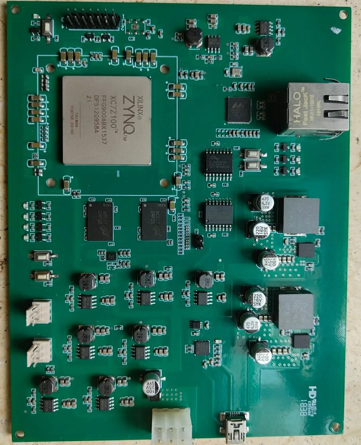

XC7Z100-2FFG900I FPGA Xilinx Zynq Z-7100 Development board