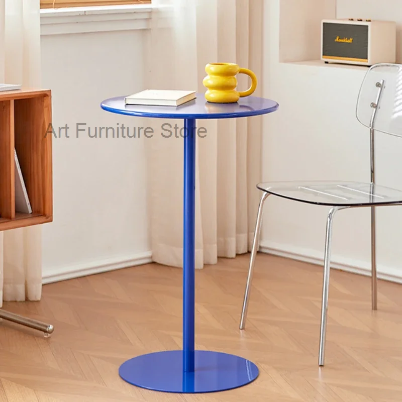 Современный маленький кофейный столик журнальный в скандинавском стиле круглый