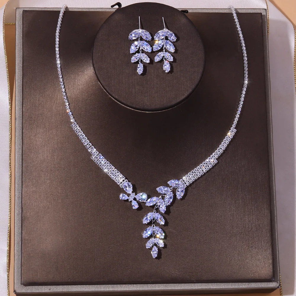 

2pcs Per Set 2022 New Luxury Pear Bridal Jewelry Set for Women Anniversary Gift Jewelry Wholesale J7290