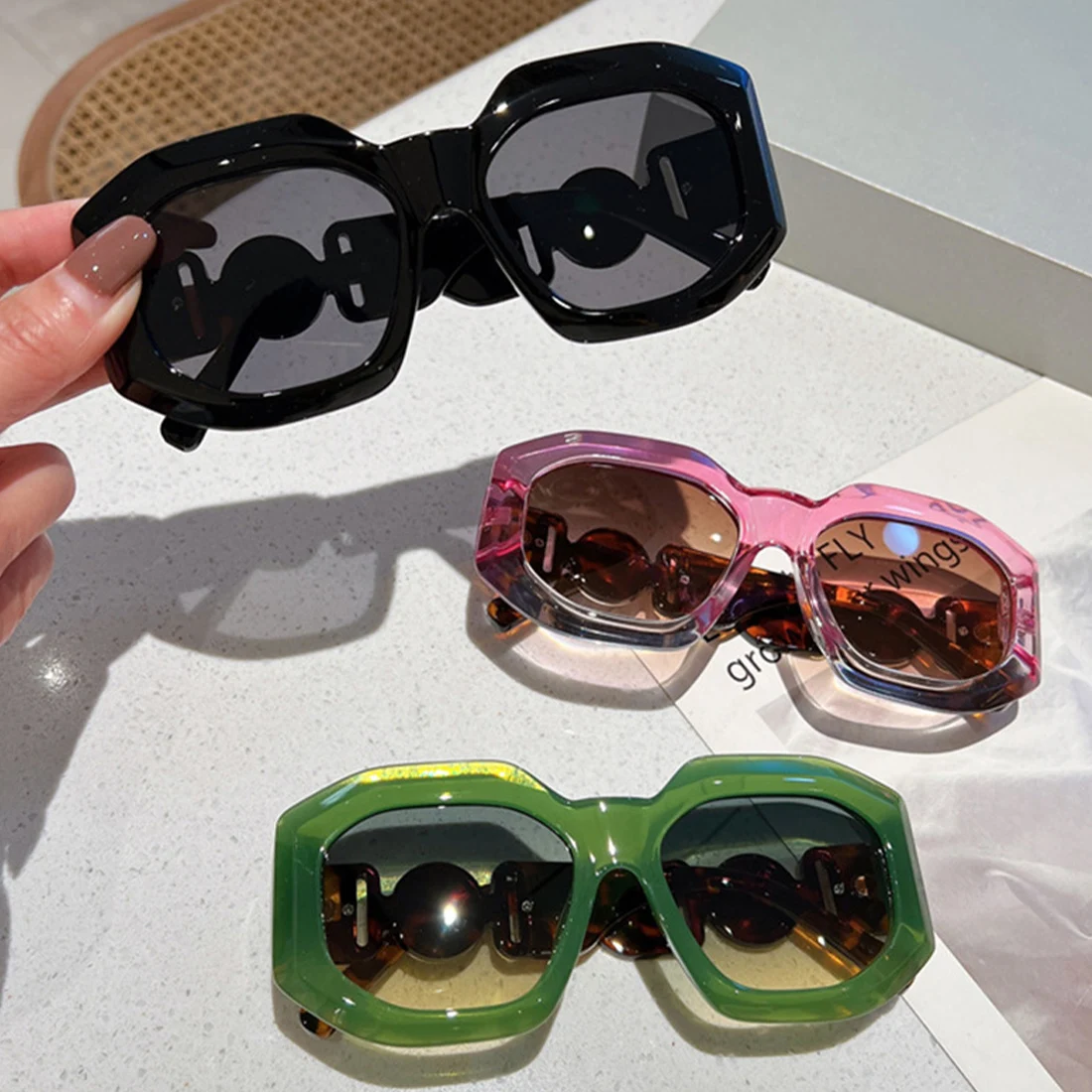 

Vintage Anti-glare Sunglasses Woman Fashion Small Frame Sun Glasses Female Personality Candy Colors Retro Design Shades