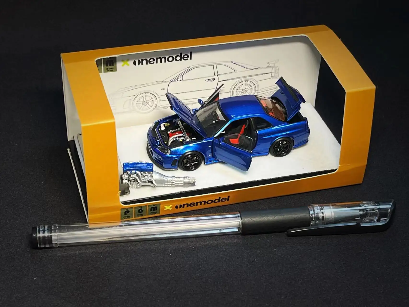 

** Предзаказ ** PGM x One модель 1:64 R34 Z Мелодия нефрит металлик синий литая модель автомобиля