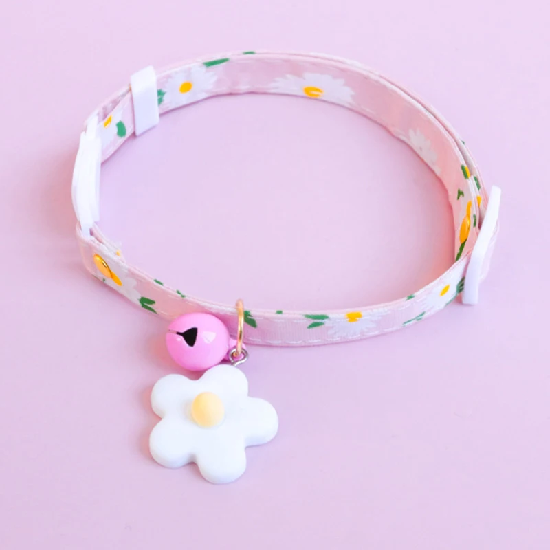 

Floral Print Cute Cat Collar with Daisy Pendant Cut Kitten Collars Breakaway Adjustable Pet Collar Puppy Pet Supplies Accesories
