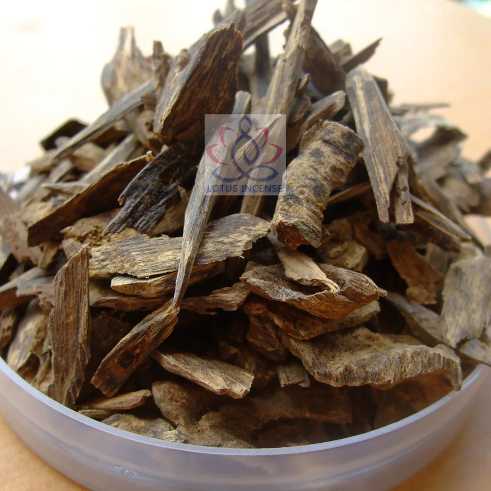 High Grade Natural Vietname Sinking Small Oud Chip Underwater Wood Oud full Resin 5gram/lot  Free shipping