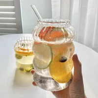 Стаканы необычной формы#2