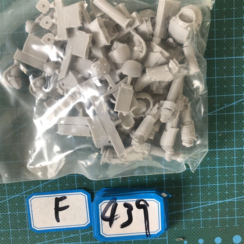 

F439 Miniatures Model Resin Table War Game Chessman Accessory