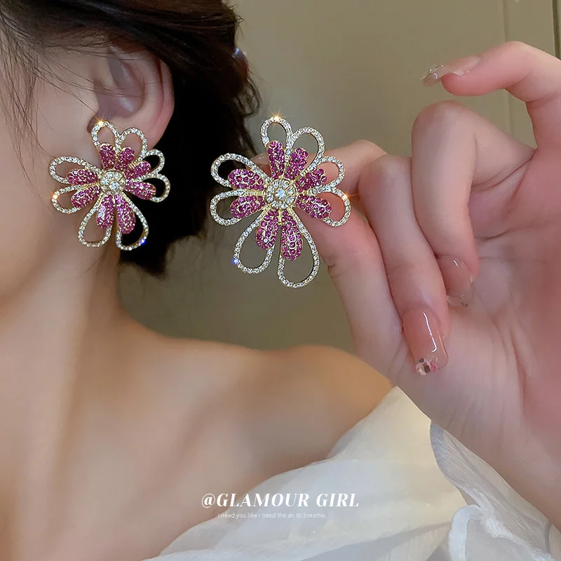 

2023 Luxury Exaggerated Pink Crystal Flower Stud Earrings for Women Lady Sweet Top Grade Daily Party Earrings Jewelry Gift