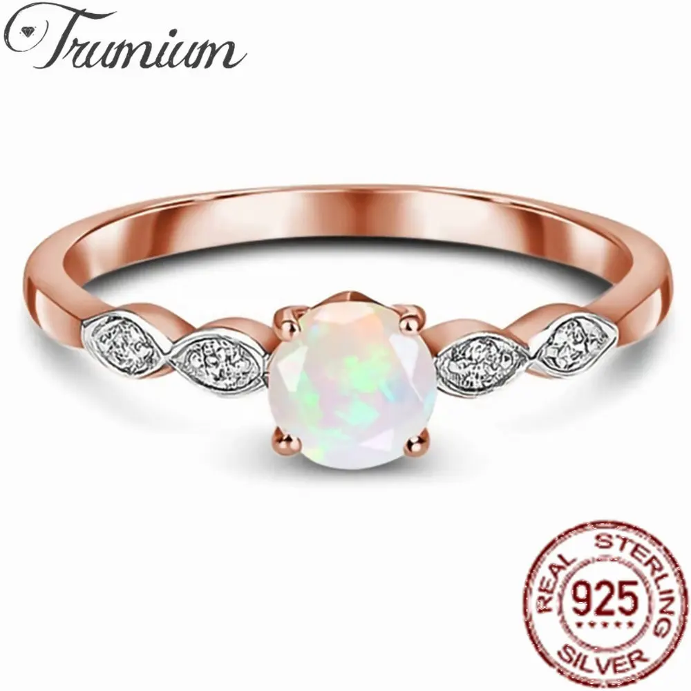 

Женское кольцо из серебра 925 пробы, с фианитом