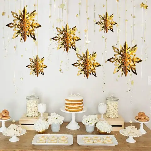 Набор 3D бумажных снежинок для окна