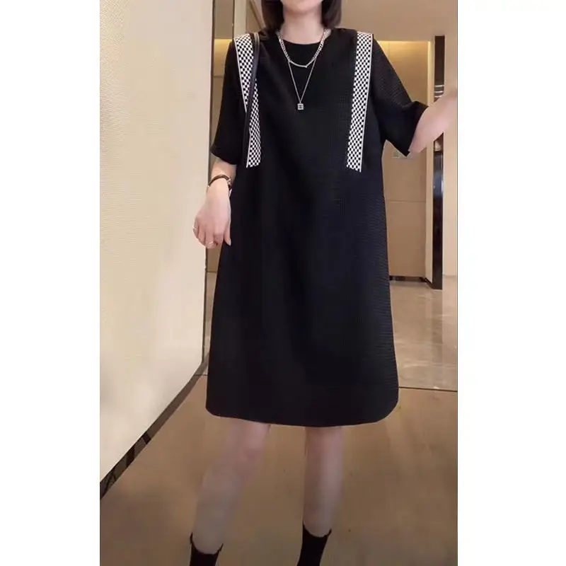 Black White Versatile O-Neck Splicing Chessboard Grid Loose Half Sleeve Mid Dress Summer Women Plus Size Casual Straight Dresses