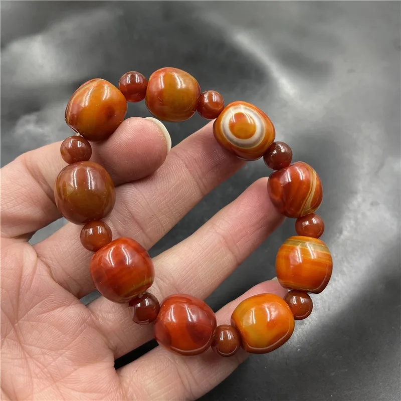 

Madagascar Silk Onyx Apple Bead Bracelet Sengoku Bracelet Pattern Bead Bracelet