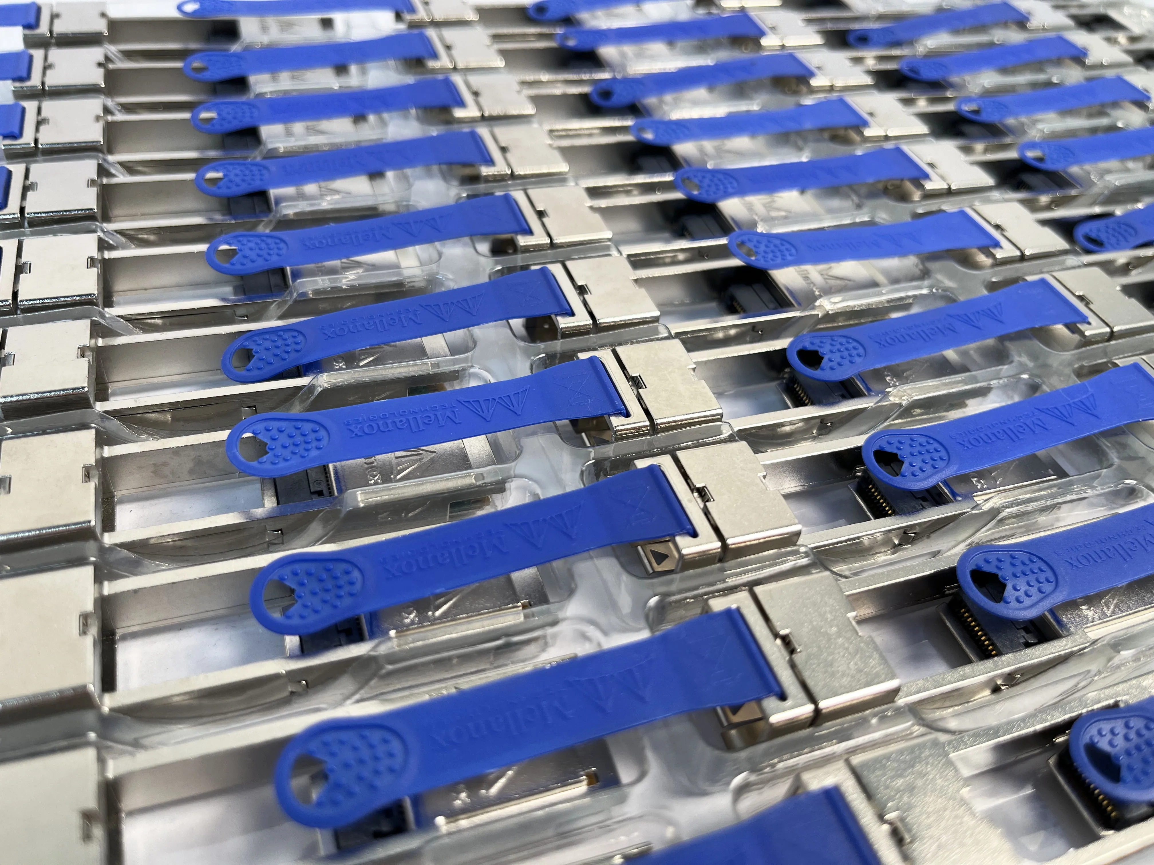 Mellanox MAM1Q00A-QSA 40G QSFP+ To 10G SFP+ Network Adapter Convert Module