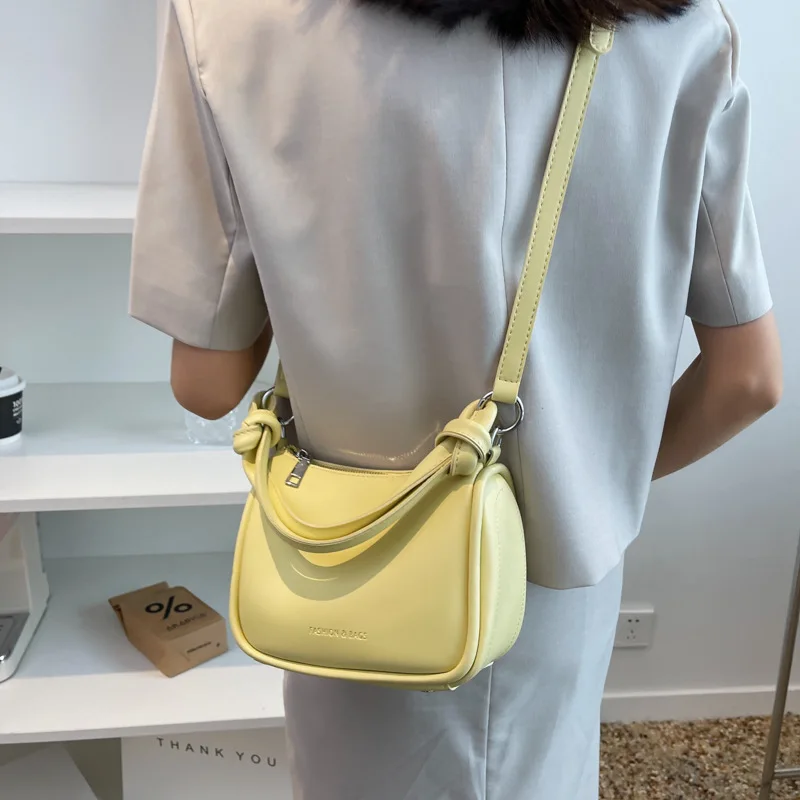 

PUOU Solid Soft PU Leather Handbag Trendy Shoulder Cross Body Bag Women Casual Fashion purses Street Green Clamp Clutch 2022