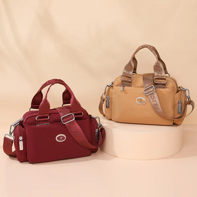 Женская сумка через плечо Корейская версия с несколькими отделениями