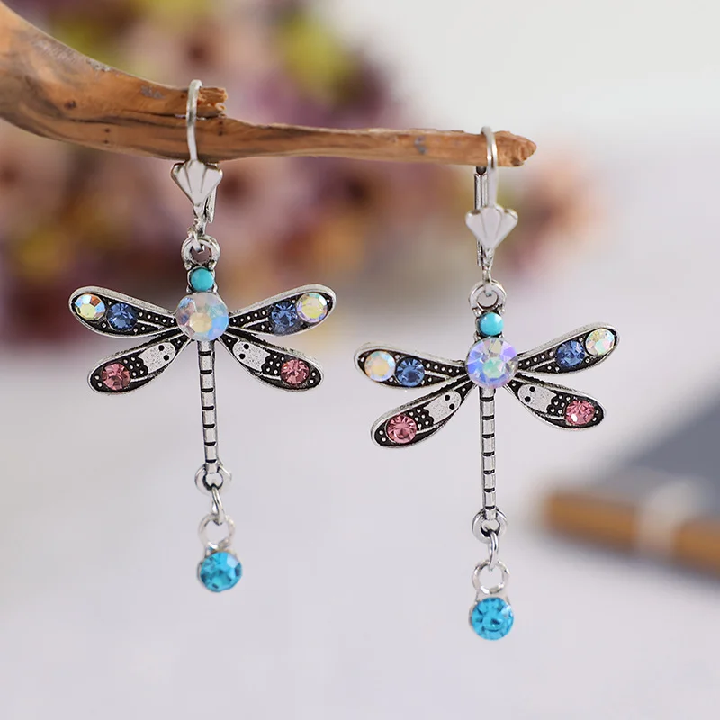 

New Vintage Charm Fashion Dragonfly Earrings for Women Bohemian Temperament Long Color Rhinestone Earstuds Jewelry Gifts