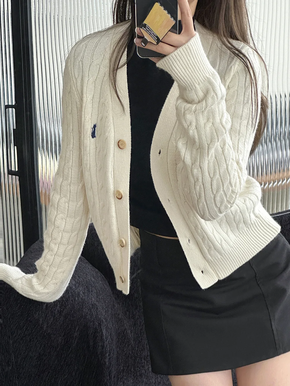 Mmao вышитый свитер с v-образным вырезом кардиган женский осенне-зимний новый 2024