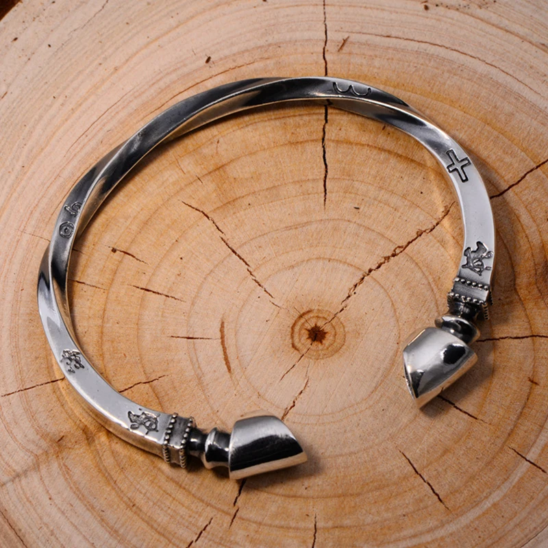 

MeiBaPJ S925 Sterling Silver Domineering Horseshoe Personality Fashion Solid Fried Dough Twist Silver Bracelet XH