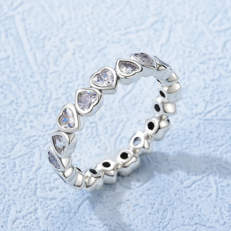 

Женское кольцо из серебра 925 пробы, с цирконом