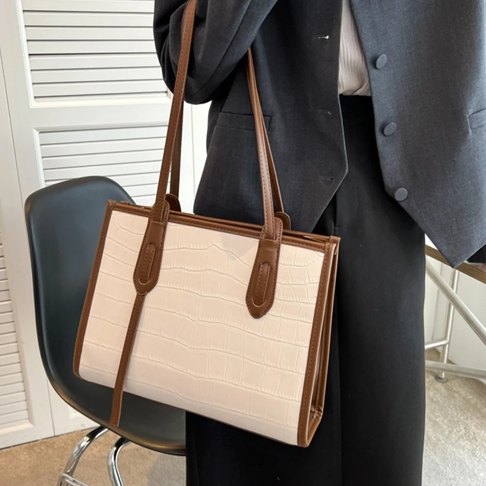 Luxury Designer Women Tote Bag 2022 New Trendy Stone Pattern Handbag Casual Lady Shopper Bag Fashion Large Capacity Shoulder Bag