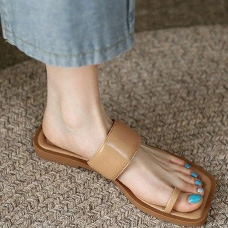 

Summer Women Slippers Open Toes Flats Casual Sandals Solid Color Beach Sandals Soft Sole Beach Sandals Square Head Large Size