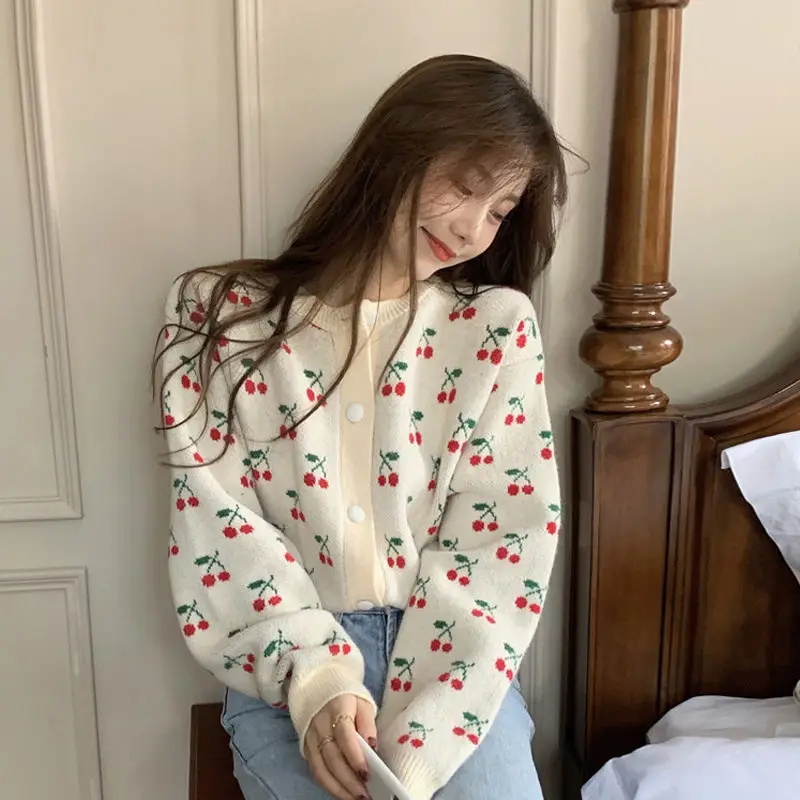 

Sweater cardigan female wild outside wear loose knit cardigan 2022 new spring and autumn lazy day cherry jacquard jacket sweater