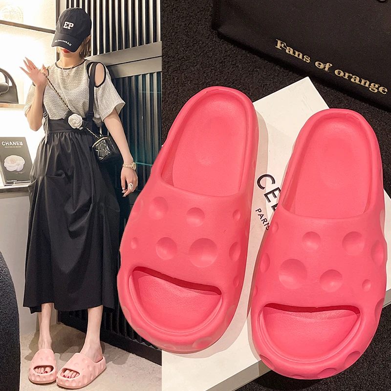 

Шлепанцы женские домашние на платформе, милые сандалии с мультяшным рисунком, пляжные тапочки, сланцы, толстая подошва, летняя обувь, 2023