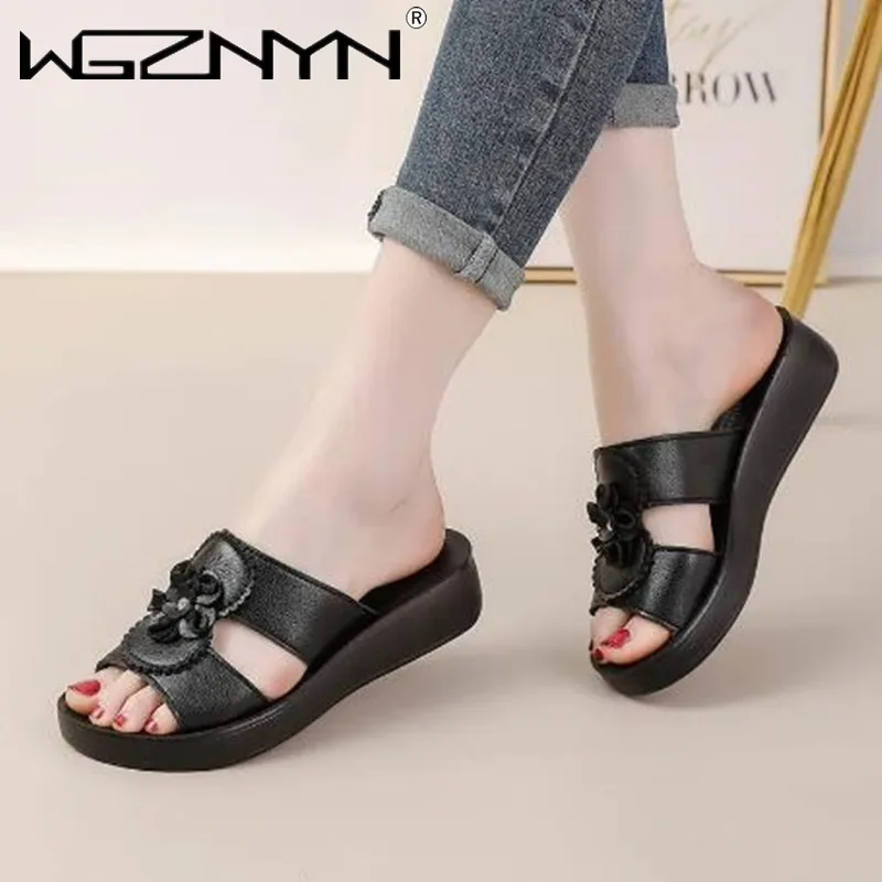 

2023 Black Women's Slippers Wedge Heel Soft Bottom Outer Wear Non-slip Bath Home Beach Shoes Modern Slipper Summer Retro Sandals