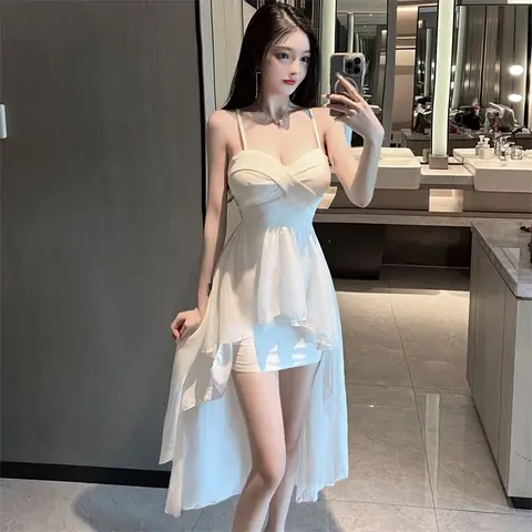 Платье с кружевом Короткие свадебные платья 👰 Напрокат или купить в свадебном салоне в Санкт-Петербурге