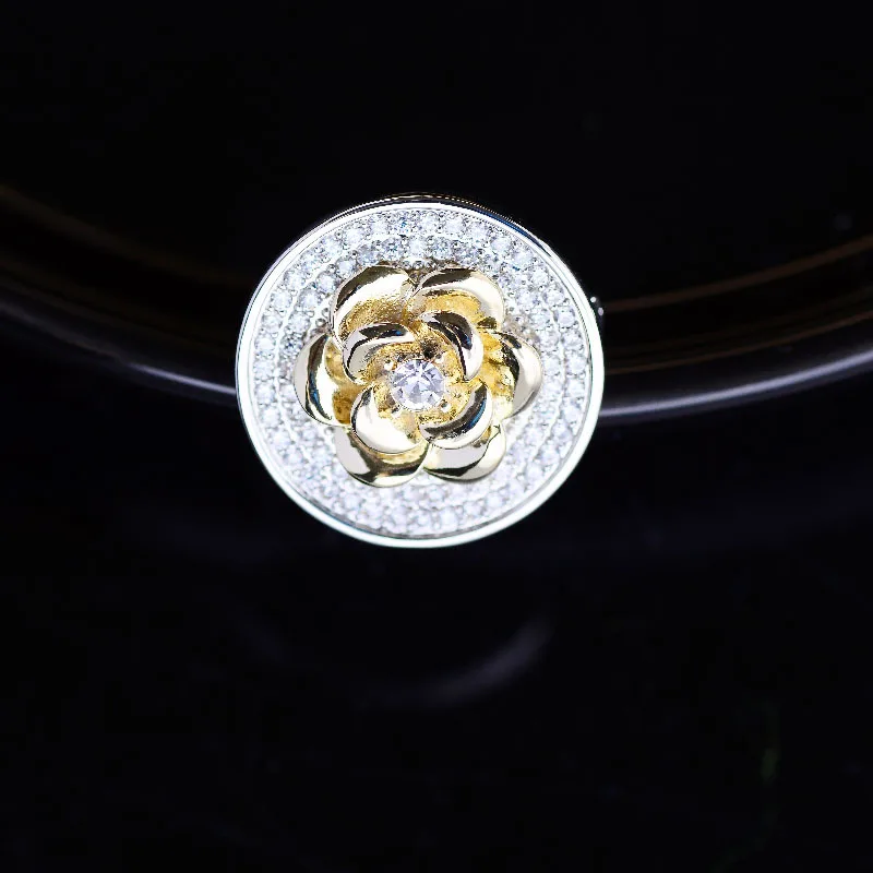 

Japanese and Korean Fashion Two-color Rose Small Brooch Mini Cute Small Pin Creative Anti-glare Button Clothing Corsage