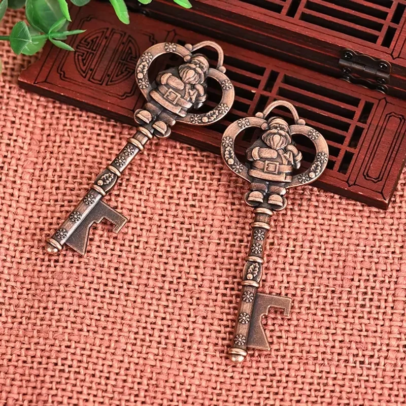 

Kitchen Opener Vintage Retro Santa Claus Shape Openers Key Ring Keychain Shaped Beer Bottle Tools DH8766