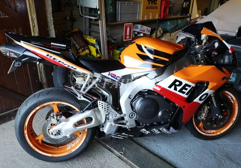

Комплект обтекателей для мотоцикла HONDA CBR1000RR 2006 2007 06 07
