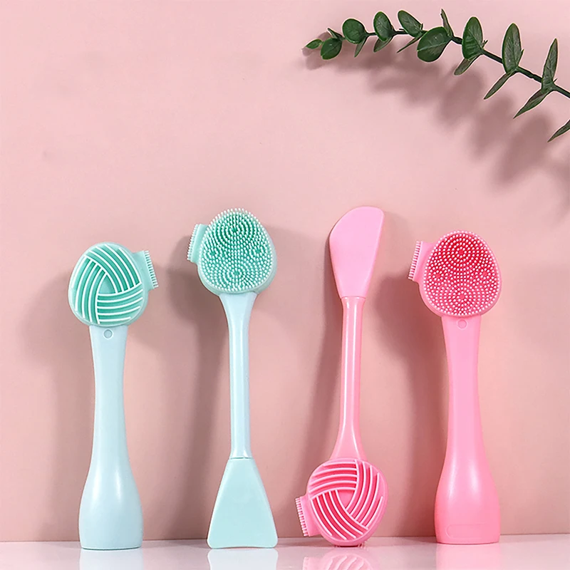 Silicone cleansing brush