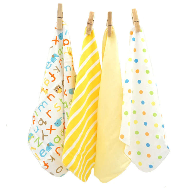 Free Shipping Baby Small Square / Feeding Napkin Soft Cotton Cloth Yellow Letters Pattern 4 Pieces Installed Size 28 * 28cm