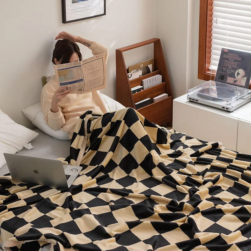 

Ins Nordic Style Soft Glutinous Checkerboard Milk Velvet Farai Velvet Thickened Blanket Double Sofa Cover Blanket Nap Blanket