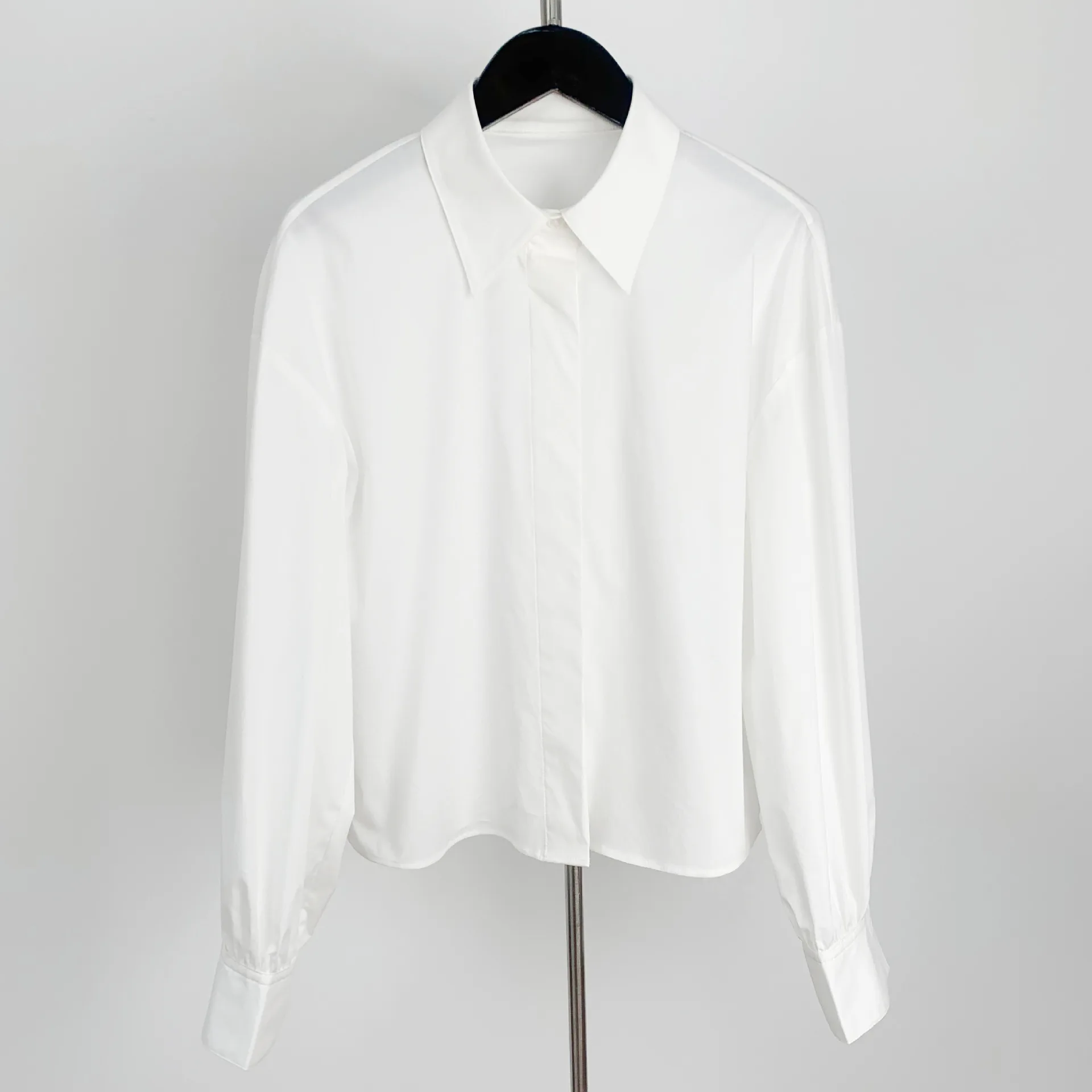 2022 Spring and Summer Light Luxury Lantern Sleeve White Poplin Women's Shirt New Xinjiang Cotton Commuter Cardigan Top