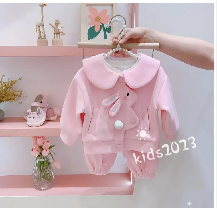 

Детская одежда и флисовый спортивный комплект