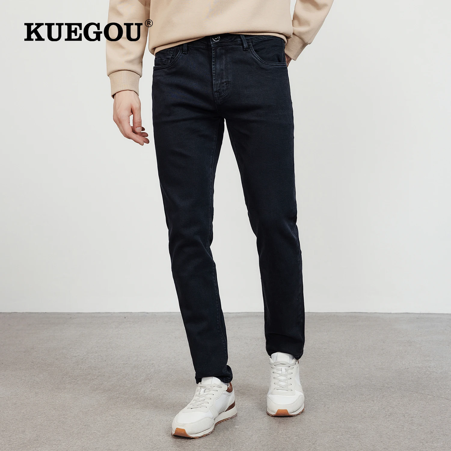

KUEGOU 2022 Autumn Cotton Jeans Men Black Solid Plain Fashion Slim Fit Pocket Denim Pants For Male Wear Straight Trousers 3110