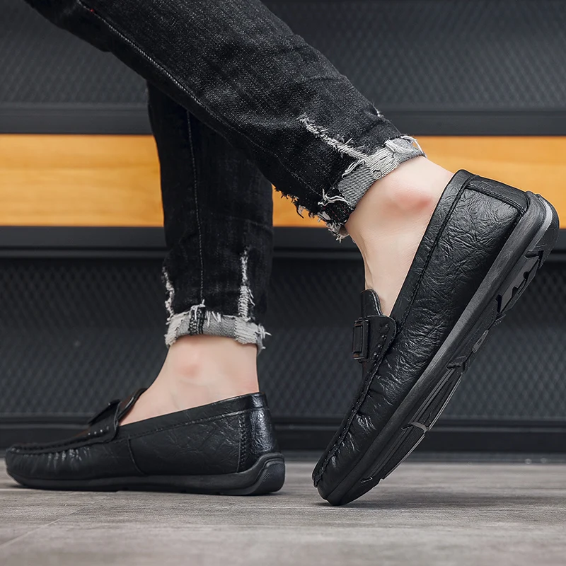 

Men's Slip on Casual Shoes Summer Light Shallow Soft Leather Flat Shoes for Men Outdoor Work Male Loafers Comfort Walking Shoes